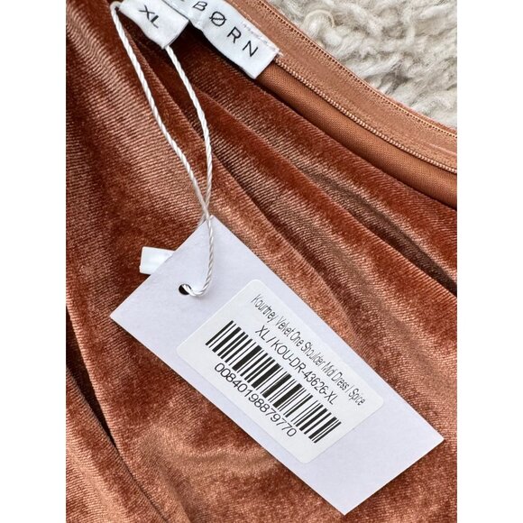 Elegant One-Shoulder Brown Velvet Dress - Picture 5 of 9